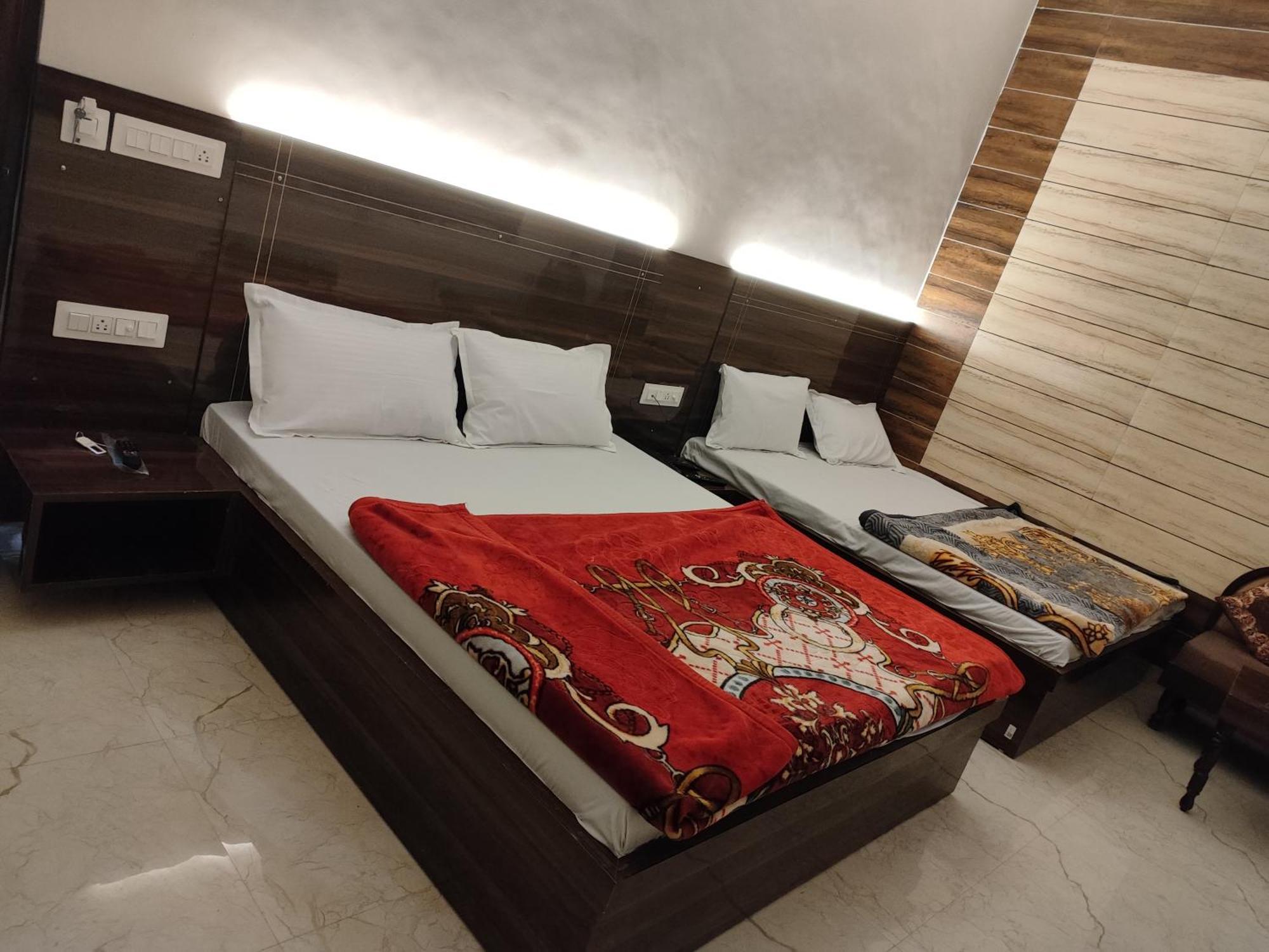 4N Homestay- Golden Temple View Amritsar Ngoại thất bức ảnh
